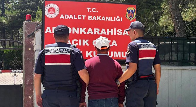 Aranan 27 kişi yakalandı, 12'si tutuklandı