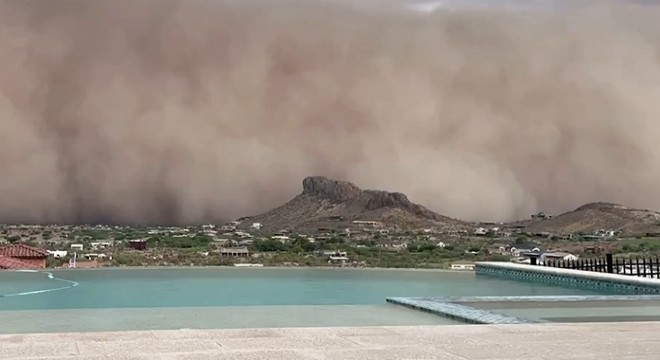Arizona’da toz fırtınası: 55 bin kişi elektriksiz kaldı
