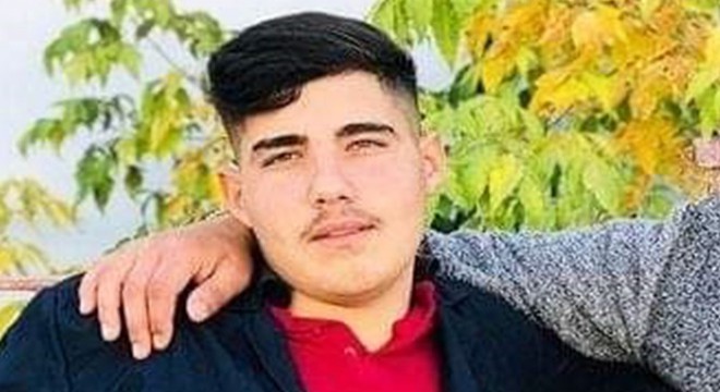 Arkadaşı Erman'ı kalbinden bıçaklayarak öldürdü