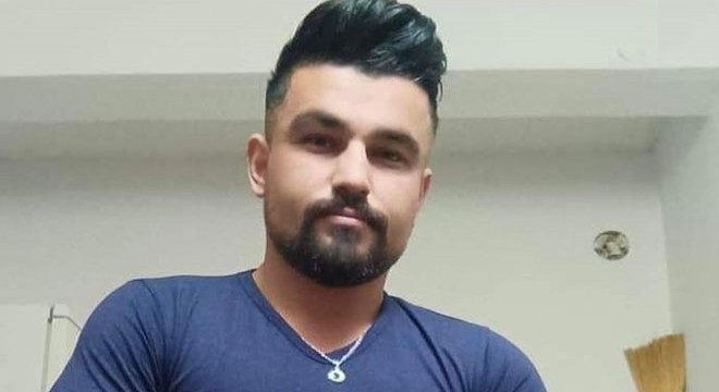Arkadaşı tabancayı kurcalarken öldürdü
