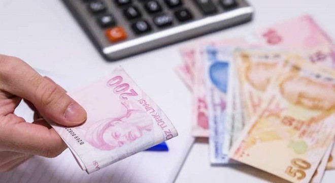 Asgari ücret 5 bin 576 lira eridi
