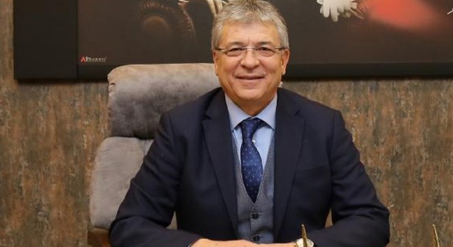 Aşı olacaklar, belediye başkanının makam aracıyla taşınıyor