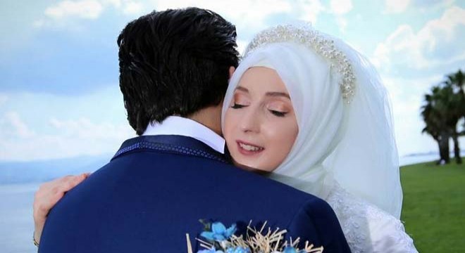 Aşı yaptırmayan Elif, karnındaki bebeğiyle birlikte öldü