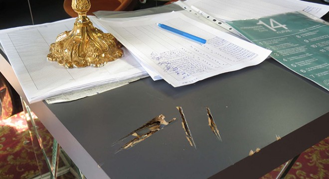 Ataşehir'de otelde satırlı saldırı kamerada