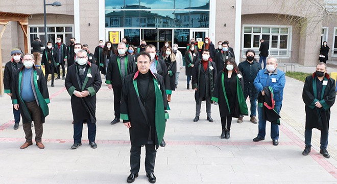 Avukatlardan öldürülen meslektaşları için açıklama