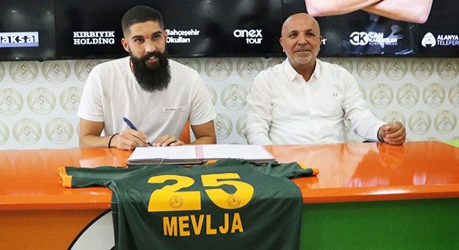 Aytemiz Alanyaspor a Sloven stoper