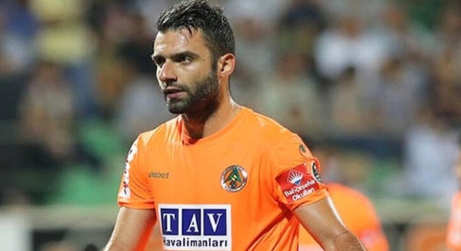 Aytemiz Alanyaspor da Tzavellas, 2 maç ceza aldı