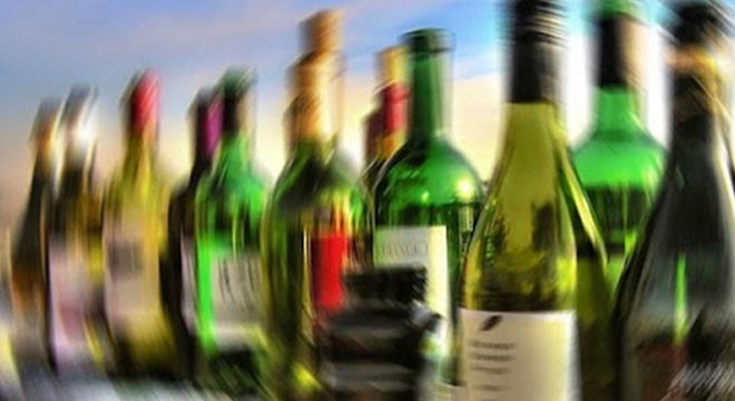 Bağ evinde 3 bin 230 litre kaçak şarap ele geçirildi