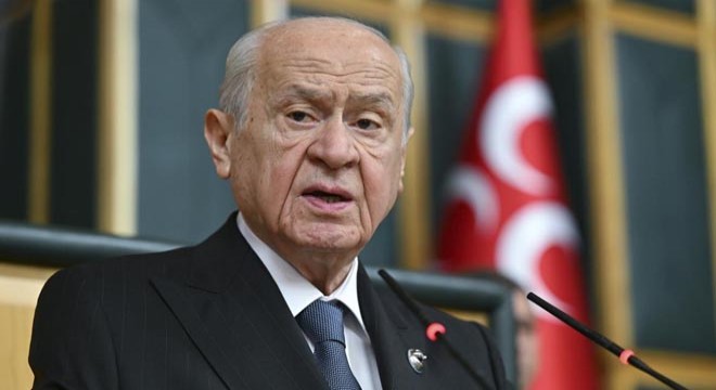 Bahçeli: Atanamayan öğretmen bırakılmamalı