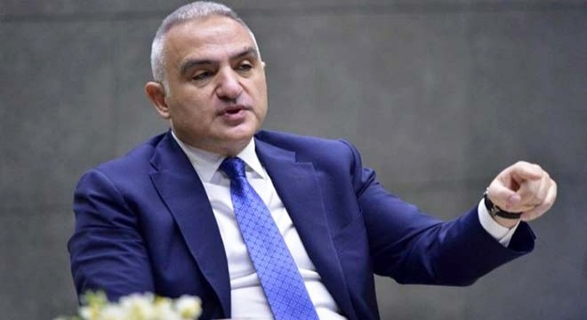 Bakan Ersoy'dan MüzeKart açıklaması