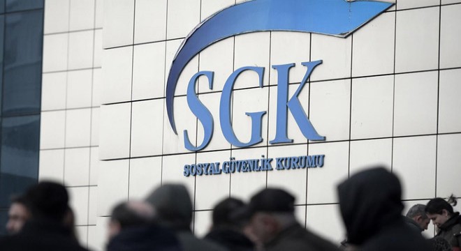 Bakan Işıkhan: SGK'ya 1392 sözleşmeli personel alacağız