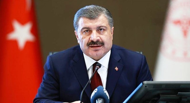 Bakan Koca'dan futbol kulüplerine 'aşı' teşekkürü