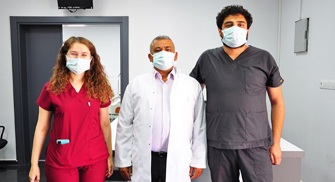 Bakan Koca'nın paylaştığı sağlıkçı çift: Gelin aşınızı olun