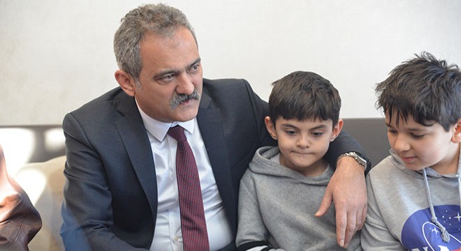 Bakan Özer: Öğretmenlerin nakilleri sürecini hafta sonu başlatacağız