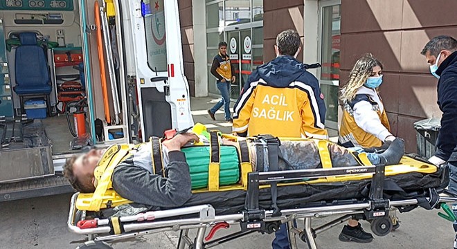 Baraj şantiyesinde üzerine su motoru düşen işçi yaralandı