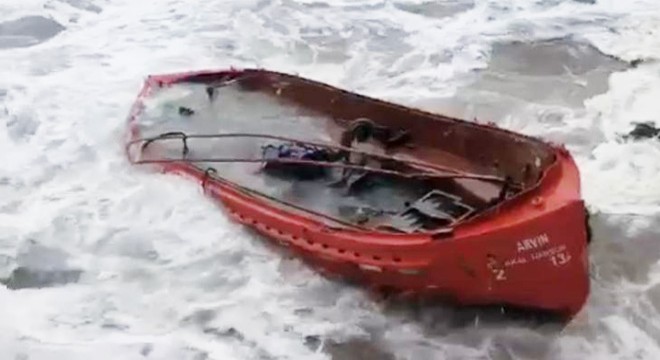 Bartın'da kayıp 5 mürettebat için çalışmalar sürüyor