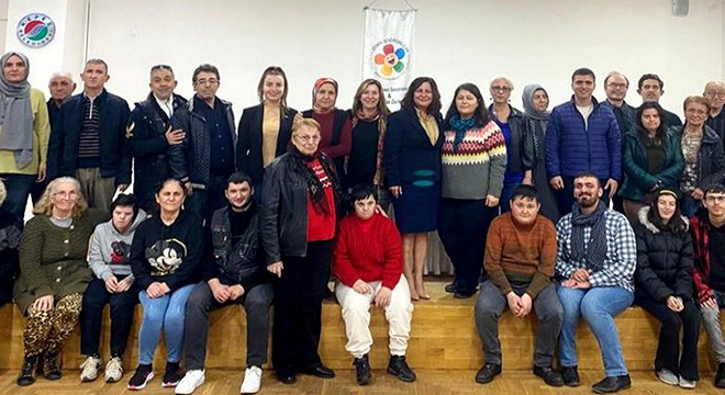 Başkan Gülcan Ay, özel bireylerin oybirliğiyle yeniden seçildi