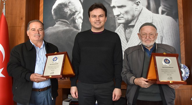 Başkan Kocakaya'dan hayırseverlere teşekkür plaketi