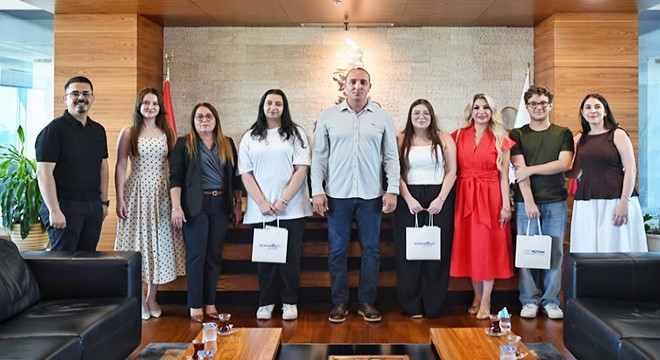 Başkan Kotan başarılı gençleri ağırladı