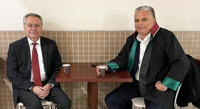 Başkan Uysal, 8 yıl aradan sonra cübbesini giydi
