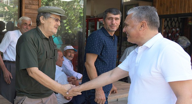 Başkan Uysal, Elmalı ile Korkuteli nde üreticileri ziyaret etti
