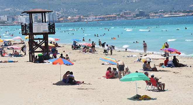 Bayram öncesi Çeşme'de oteller doldu