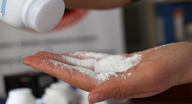 Bebek pudralarında kanser yapıcı 'asbest' bulundu