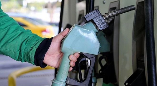Benzine indirim gelecek mi?