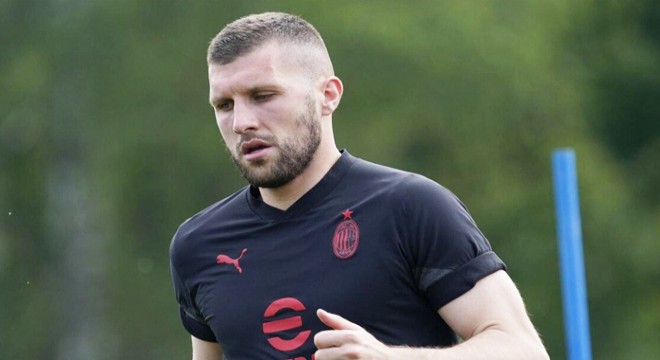 Beşiktaş, Ante Rebic i kadrosuna katıyor