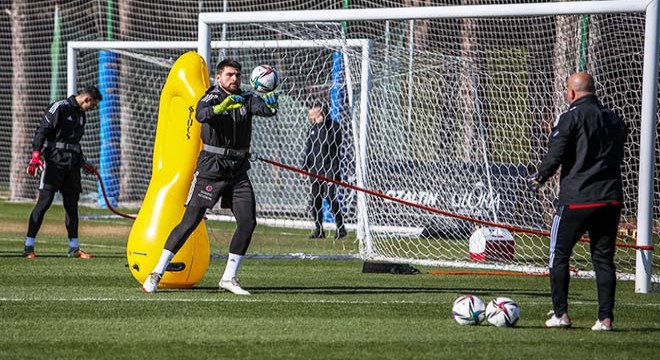 Beşiktaş ta Rosier, Antalya da takımla ilk kez çalıştı