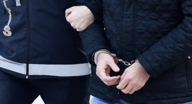 Beyoğlu'nda değnekçiye gözaltı