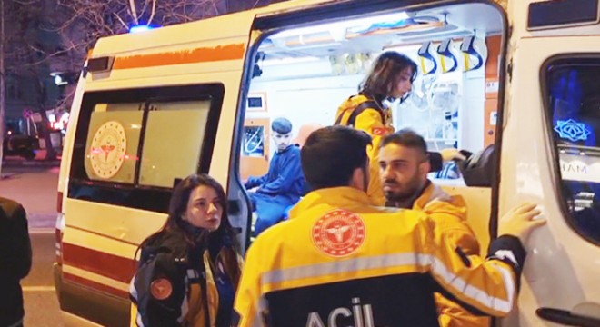 Beyoğlu'nda ünlü otelde yangın