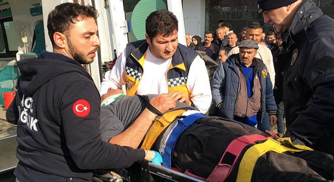 Bıçaklı kavga: 1 ölü, 3 yaralı