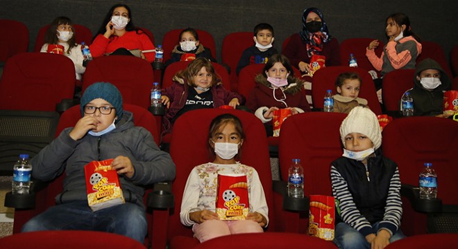 Biletler ve mısırlar Başkan Amca’dan
