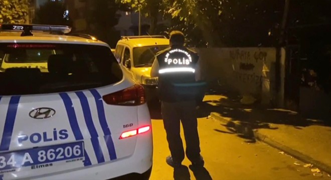 Binanın bahçesindeki patlama polisi harekete geçirdi