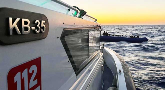 Bodrum'da 23 kaçak göçmen kurtarıldı
