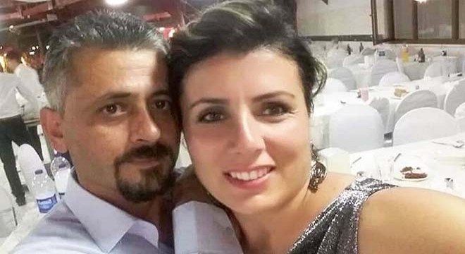 Boşanma aşamasındaki eşini öldürüp, intihar etti