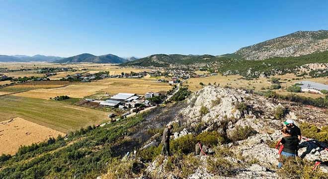 Bucak ta orman yangını büyümeden söndürüldü