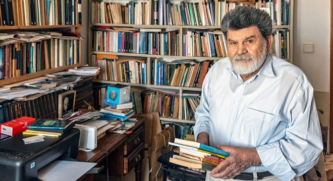 Buket Uzuner ve Cevat Çapan'a onur ödülü