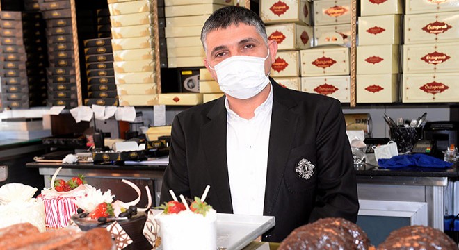 Bulaşıkçı olarak başladığı pastaneyi devraldı