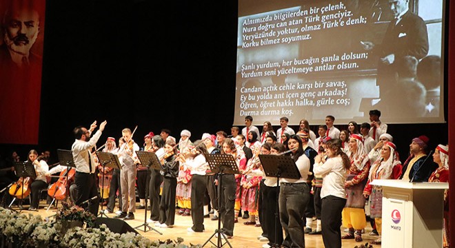 Burdur da Öğretmenler Günü töreni