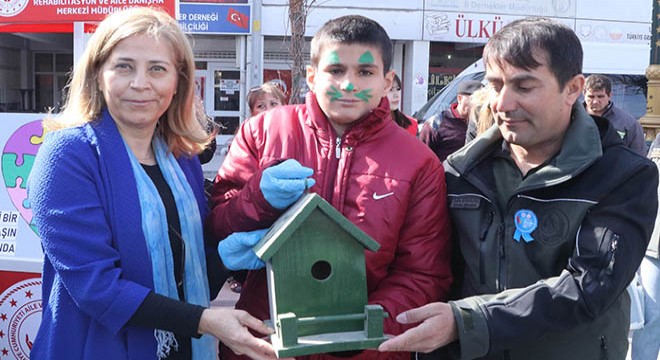 Burdur da Otizm Farkındalık Günü etkinliği