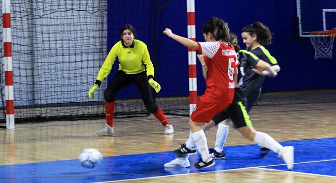 Burdur da futsal heyecanı