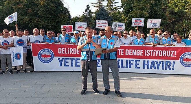 Burdur da memurlardan eylem