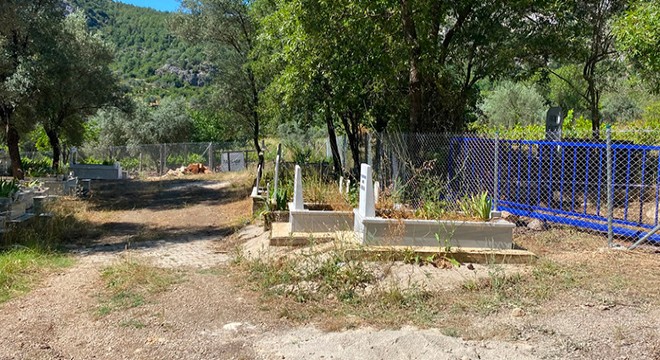Büyükşehir’den Akseki mezarlıklarında kapsamlı çalışma