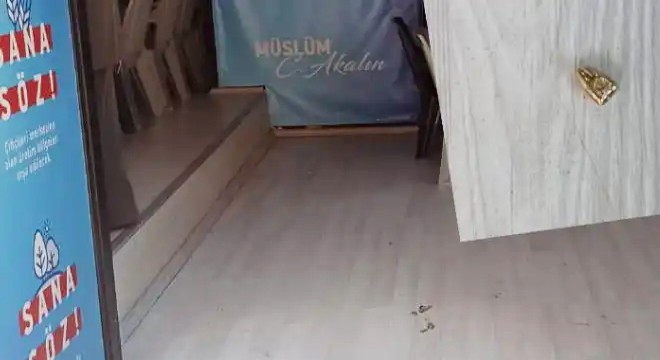 CHP'nin Şanlıurfa ofisine kurşun atıldı