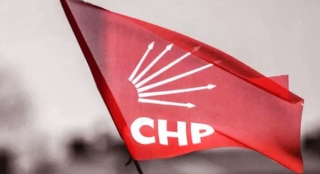 Antalya CHP de 2 ilçede kongre tarihi belirsizliği