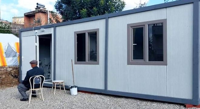 Çadırda yaşayan aileye 'konteyner ev' yardımı