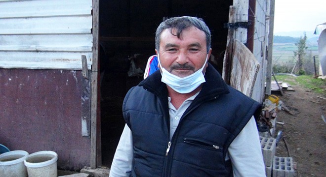Çalınan inekleri bulununca sevinçle jandarmaya sarıldı