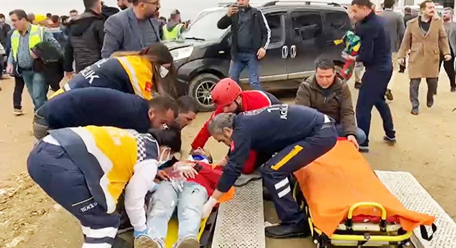 Cami inşaatında iskele çöktü: 1 ölü, 19 yaralı